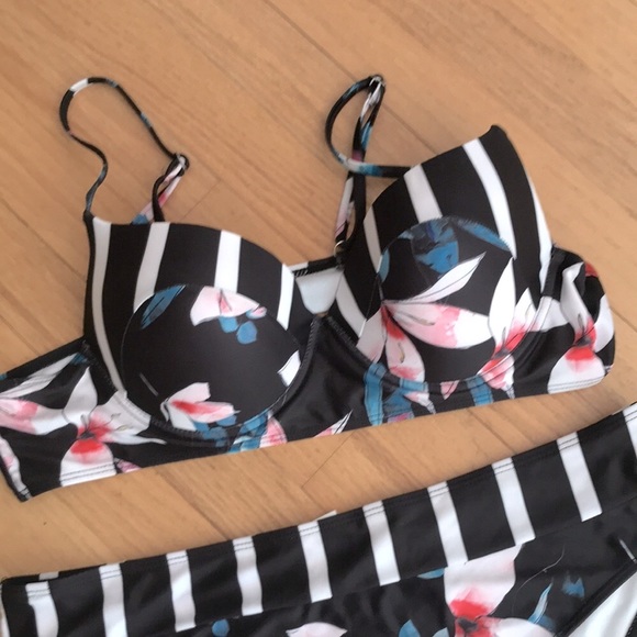 Fashion Concepts Black Stiff Bra Striped Floral Bikini Size XL - Picture 4 of 16